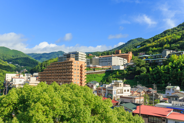 神奈川県足柄下郡湯河原町