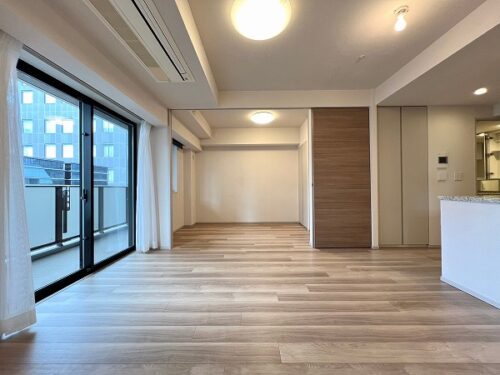 ジオ四谷三栄町 (居間)イメージ