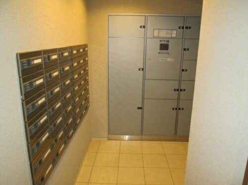 オープンレジデンシア南青山骨董通り宅配BOX，メールBOXイメージ