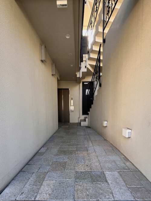 ヒルポイント元麻布共用廊下イメージ