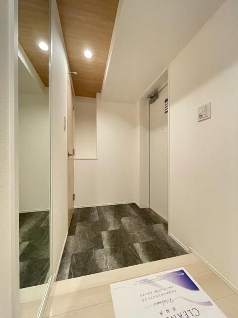 レジディア日本橋馬喰町 (玄関)イメージ レジディア日本橋馬喰町 (玄関)イメージ