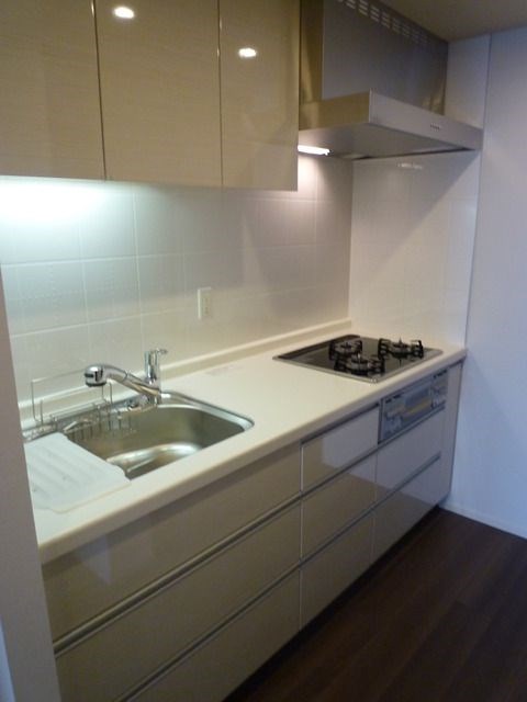 (キッチン)  (キッチン)