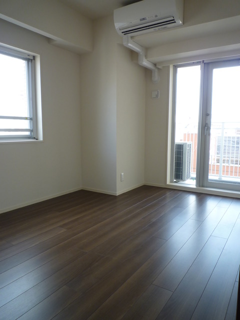 メゾンカルム本郷 (居間)イメージ メゾンカルム本郷 (居間)イメージ