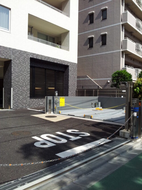 メゾンカルム本郷駐車場イメージ メゾンカルム本郷駐車場イメージ