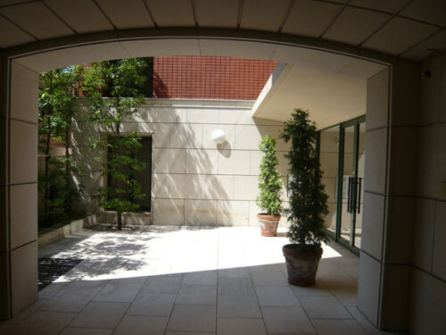 ペアシティ表参道エントランス (外観)イメージ ペアシティ表参道エントランス (外観)イメージ