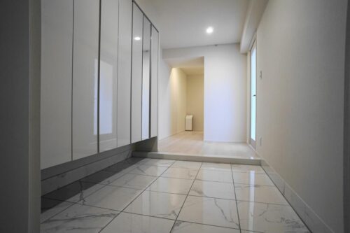 南麻布仙台坂レジデンス (玄関)イメージ