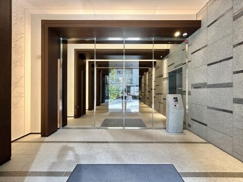 プラウド芝公園エントランス (内装)イメージ プラウド芝公園エントランス (内装)イメージ