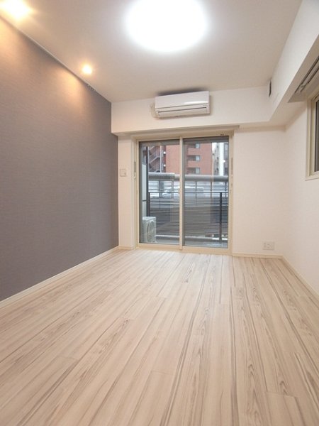 コンシェリア南青山 (居間)イメージ コンシェリア南青山 (居間)イメージ