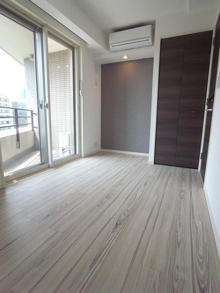 コンシェリア南青山 (居間)イメージ コンシェリア南青山 (居間)イメージ