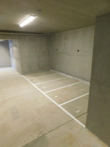 元麻布レジデンス駐車場イメージ 元麻布レジデンス駐車場イメージ