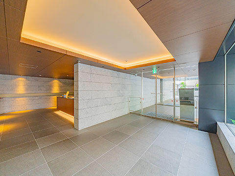 ジオ御苑内藤町エントランス (内装)イメージ ジオ御苑内藤町エントランス (内装)イメージ
