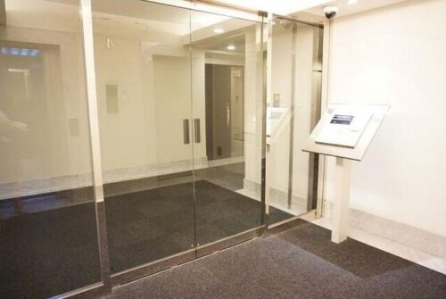 エントランス (内装)