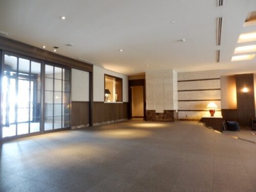 エントランス (内装)