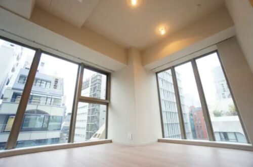 プラウド新虎通り (居間)イメージ