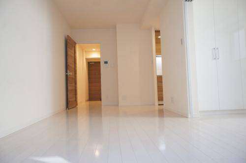 アデニウム新橋 (居間)イメージ アデニウム新橋 (居間)イメージ