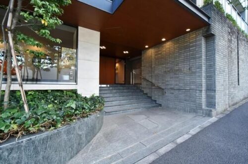 フレンシア外苑西エントランス (外観)イメージ