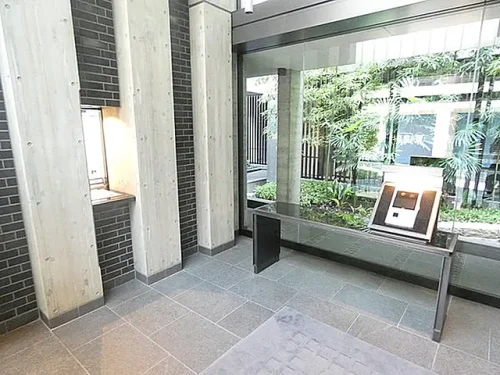 ザ・パークハウス山吹神楽坂エントランス (内装)イメージ ザ・パークハウス山吹神楽坂エントランス (内装)イメージ