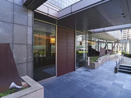 エントランス (外観)