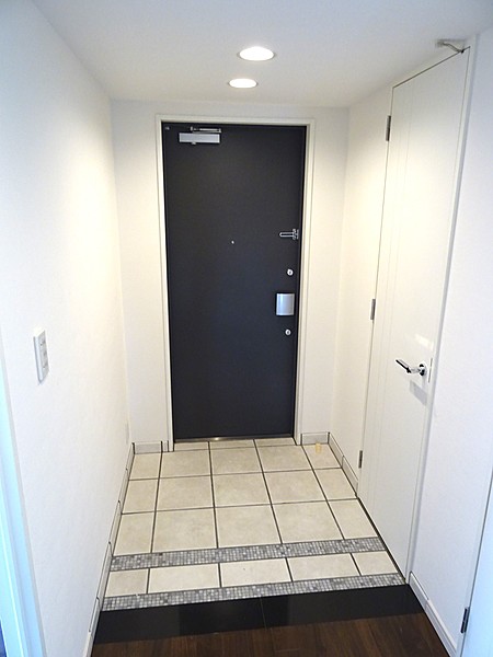 パークハウスリヴレーヌ (玄関)イメージ パークハウスリヴレーヌ (玄関)イメージ