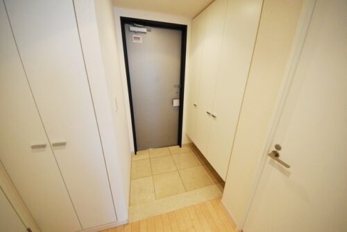  (玄関)