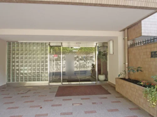 エントランス (外観)