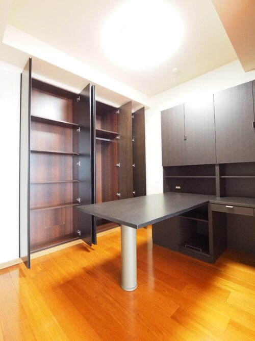 グランドヒルズ三軒茶屋ヒルトップガーデン (居間)イメージ