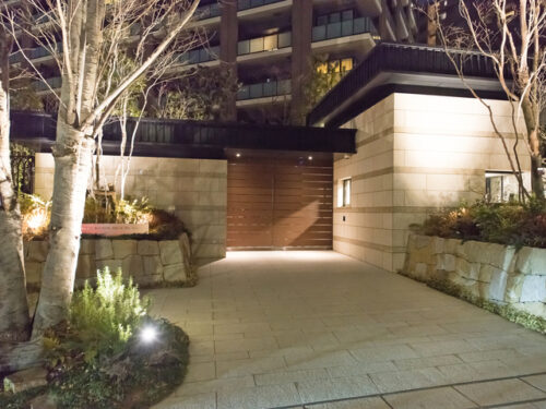 エントランス (外観)