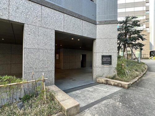 エントランス (外観)