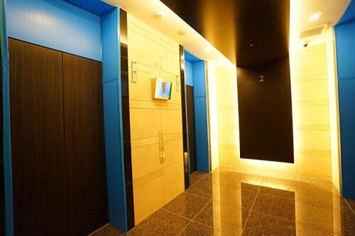 ドゥ・トゥール イーストタワーエレベーターホール (内装)イメージ ドゥ・トゥール イーストタワーエレベーターホール (内装)イメージ