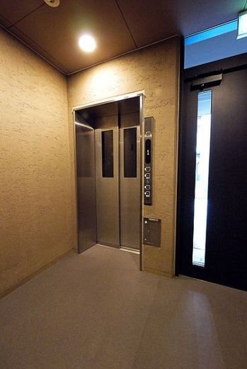 パークコート学芸大学デュアルプレイスエレベーターホール (内装)イメージ パークコート学芸大学デュアルプレイスエレベーターホール (内装)イメージ