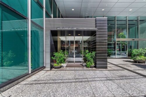 プラティーヌ新宿新都心エントランス (外観)イメージ