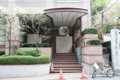 エントランス (外観)