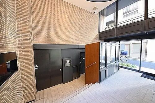 エントランス (内装)