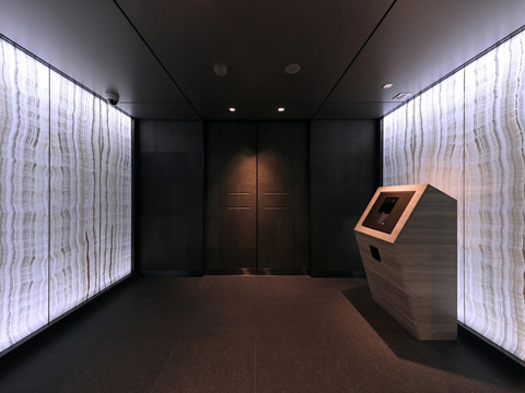 ザ・パークハウスグラン南青山四丁目エントランス (内装)イメージ ザ・パークハウスグラン南青山四丁目エントランス (内装)イメージ