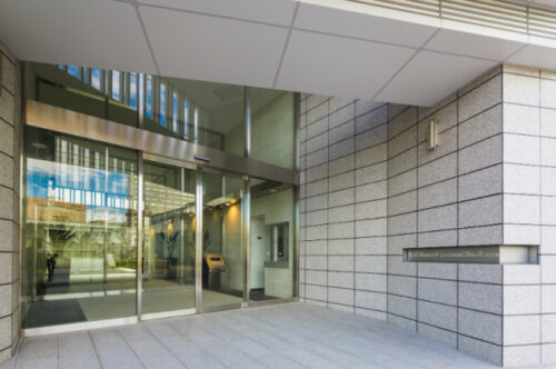 エントランス (外観)