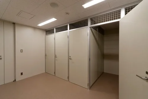 トランクルーム (内装)