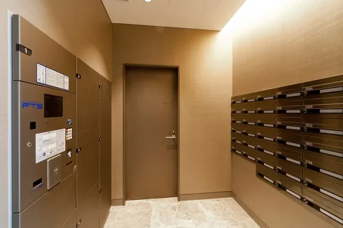 宅配BOX，メールBOX (内装)