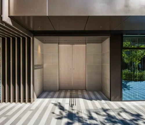 エントランス (外観)