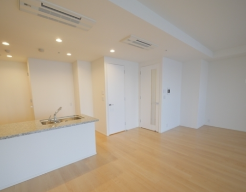 ドゥ・トゥール キャナル＆スパ ウエスト棟 (居間)イメージ