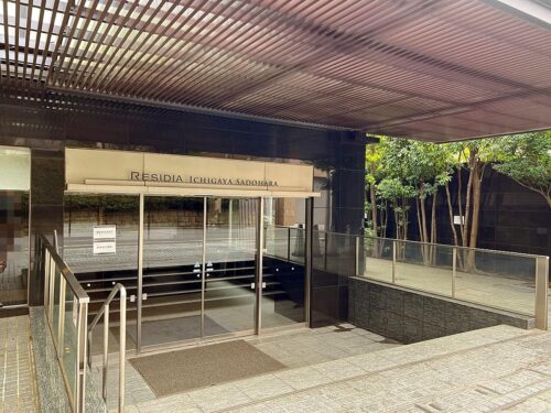 エントランス (外観)