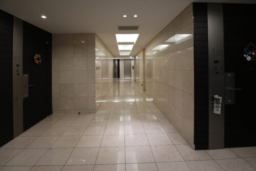 レジディア市谷砂土原共用廊下 (内装)イメージ レジディア市谷砂土原共用廊下 (内装)イメージ