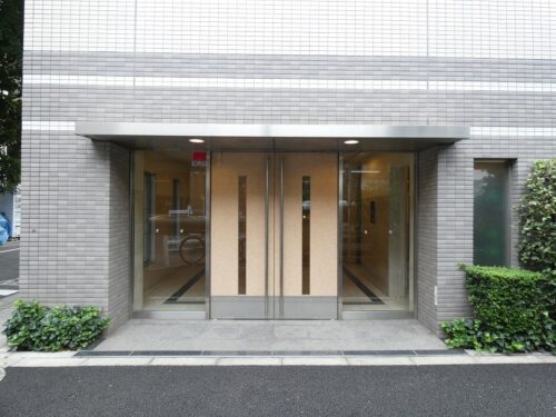 エントランス (外観)