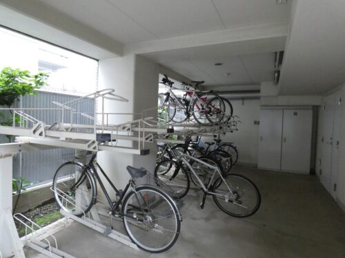 パークアクシス白金台南駐輪場イメージ