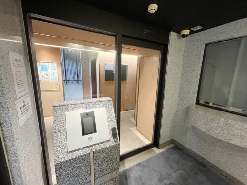 レジディア恵比寿風除室 (内装)イメージ レジディア恵比寿風除室 (内装)イメージ