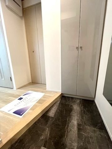 レジディア広尾II (玄関)イメージ レジディア広尾II (玄関)イメージ