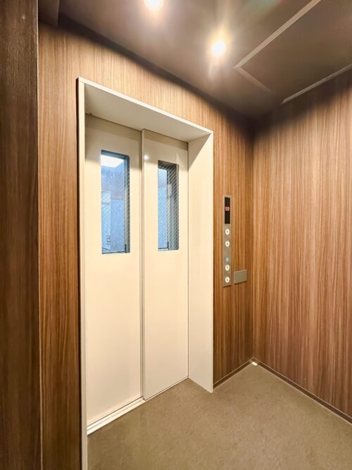 レジディア品川シーサイドエレベーター (内装)イメージ レジディア品川シーサイドエレベーター (内装)イメージ