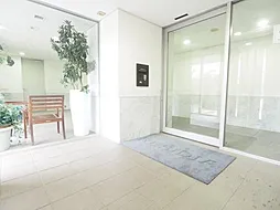 レジディア中延エントランス (内装)イメージ レジディア中延エントランス (内装)イメージ