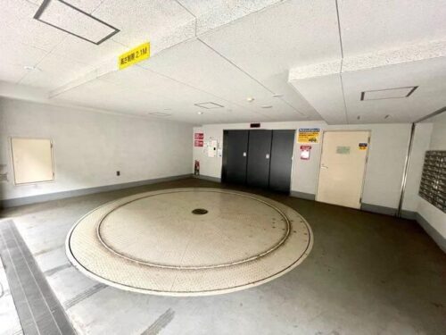 レジディア四谷三丁目駐車場イメージ