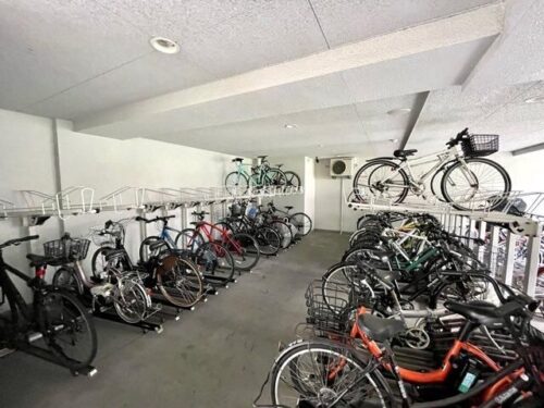 レジディア四谷三丁目駐輪場イメージ