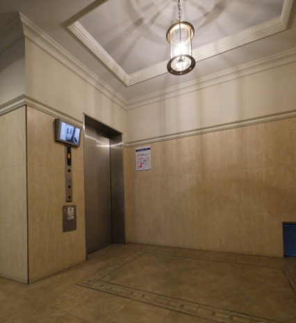 レジディア新宿御苑エレベーター (内装)イメージ レジディア新宿御苑エレベーター (内装)イメージ